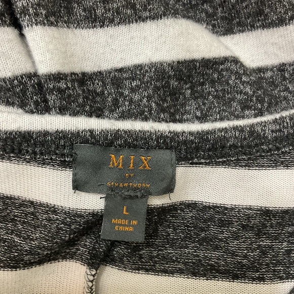 41 Hawthorn Corinna Brushed Dolman Knit Striped Top in Grey & White - Size Large - Picture 7 of 8